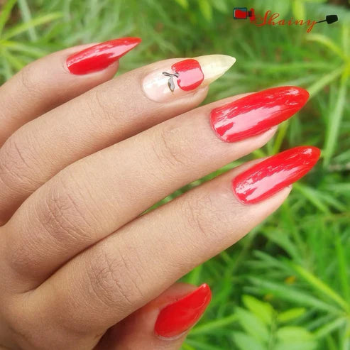 Nailacious